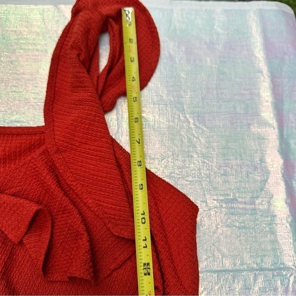 Nine West Women’s M Tiered Flutter Sleeveless Top Dogwood Leaf Red - Picture 11 of 13